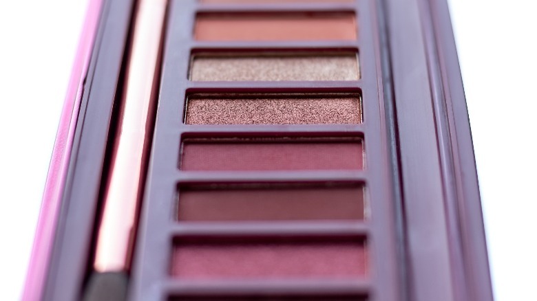 Burgundy eyeshadow palette