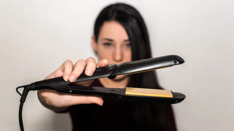 How To Straighten Your Hair At Home For A Fresh Salon Look