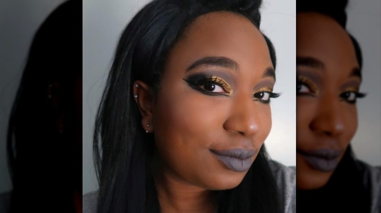 woman's selfie wearing gray lipstick