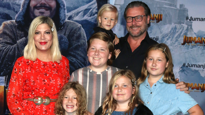 Tori Spelling, Dean McDermott, and their 5 children