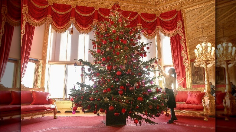 Windsor Castle Christmas tree 2021