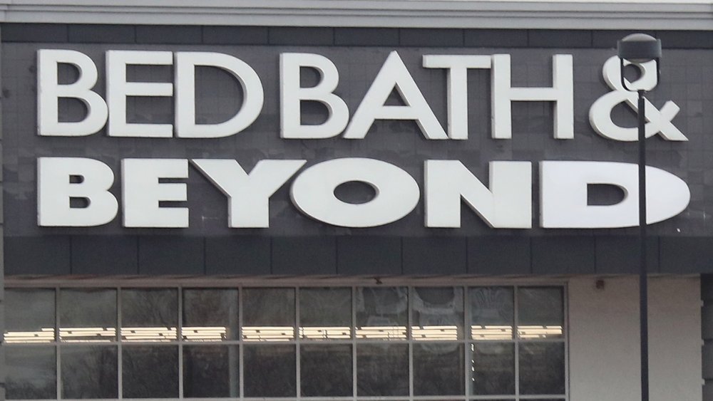 Bed Bath and Beyond sign