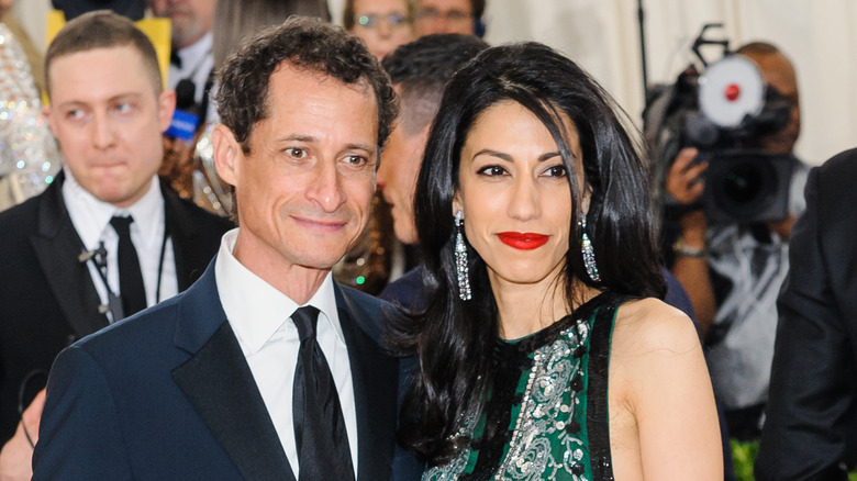 Huma Abedin posing with Anthony Weiner