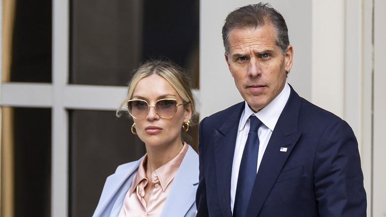 Melissa Cohen-BIden walking with Hunter Biden outside a courthouse