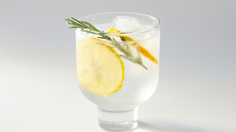 Gin and tonic