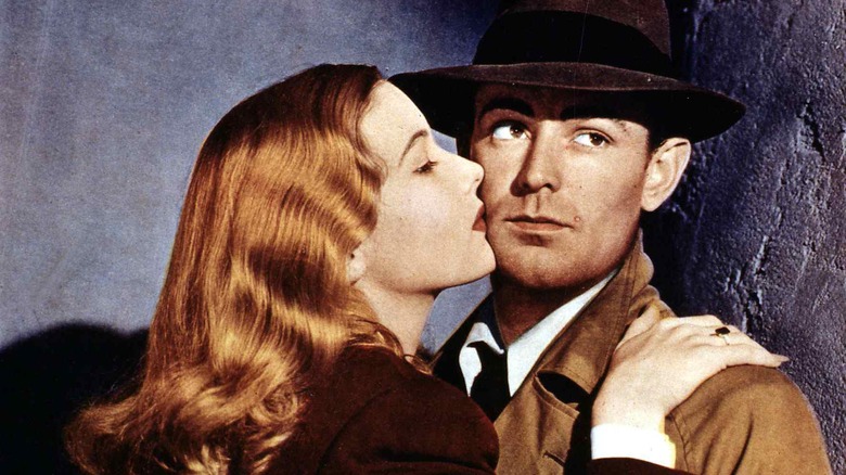 Veronica Lake kissing Alan Ladd