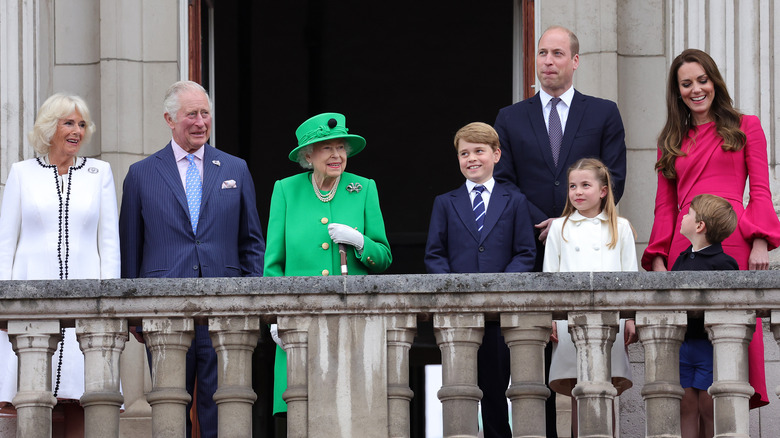 British royal family on balcony