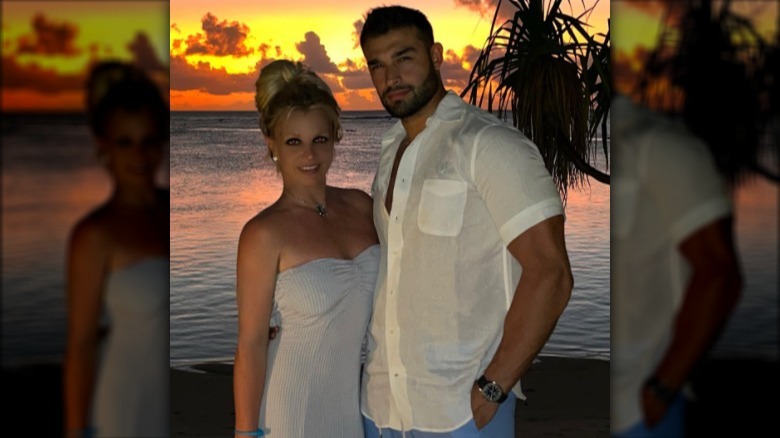 Britney Spears and Sam Asghari, on Hawaiian vacation