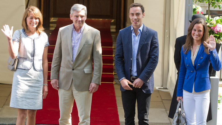 Carole Middleton, Michael Middleton, James Middleton, and Pippa Middleton smiling