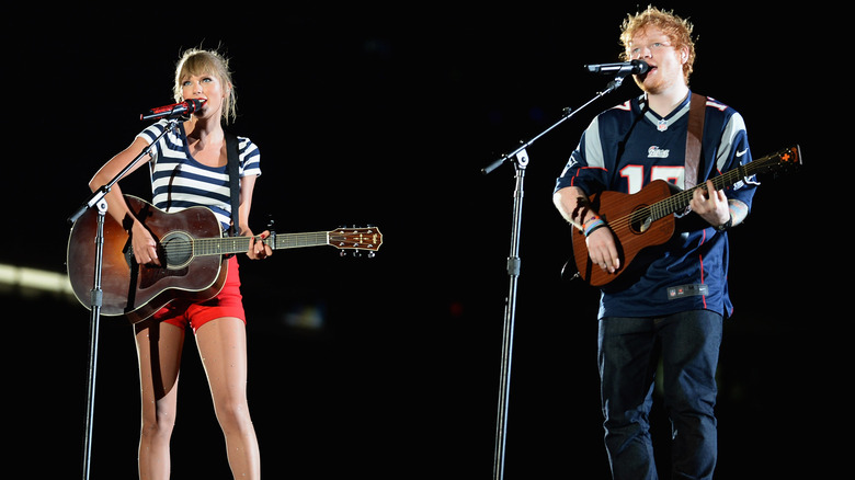 Ed Sheeran and Taylor Swift performing together 