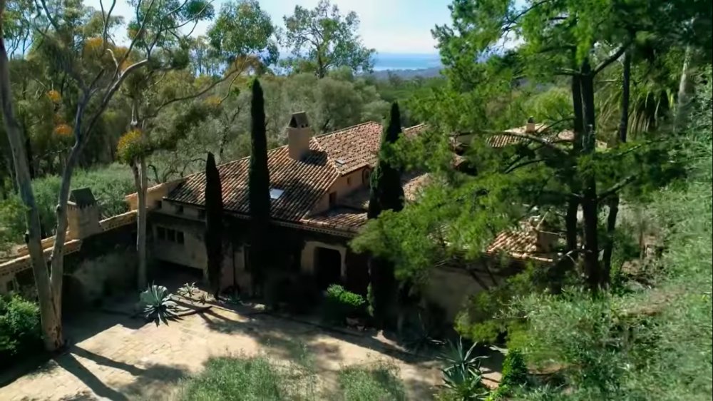 Inside Ellen Degeneres Former Santa Barbara Villa