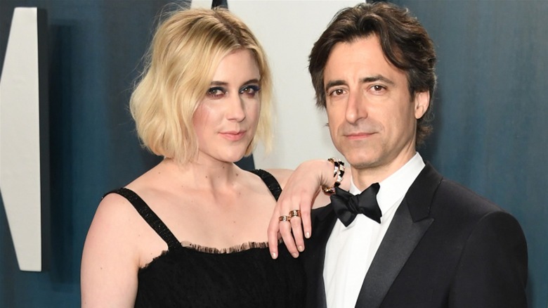 Greta Gerwig rests her arm on Noah Baumbach