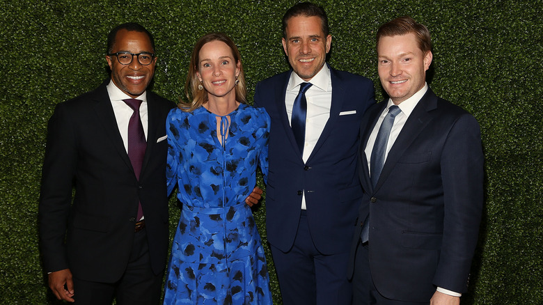 Hunter Biden and Kathleen Buhle posing for a group photo