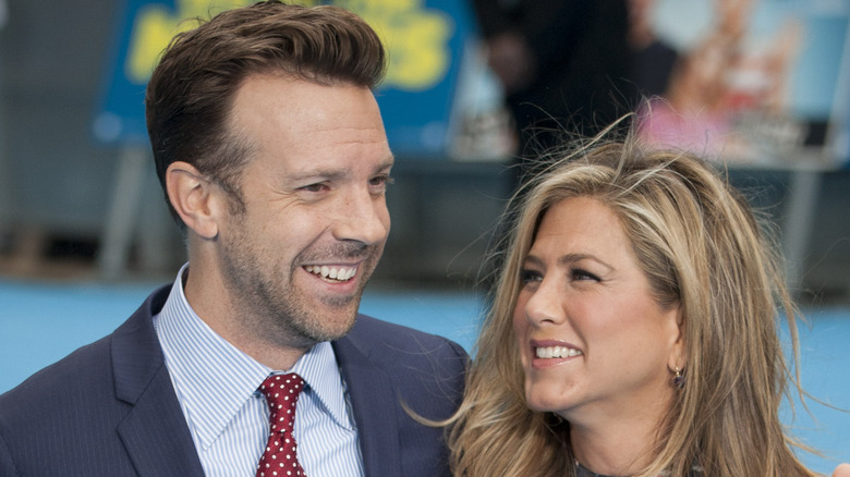 Jason Sudeikis and Jennifer Aniston on the red carpet