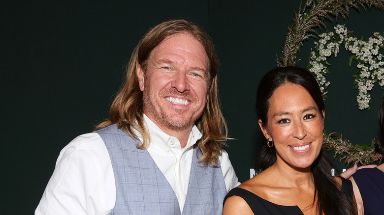 Chip and Joanna Gaines posing  