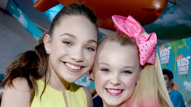 Maddie Ziegler and Jojo Siwa on the red carpet