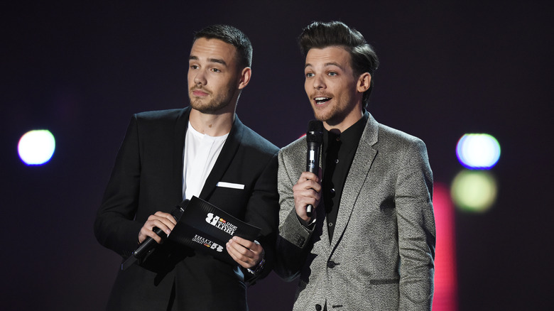 Liam Payne and Lous Tomlinson presenting 2016