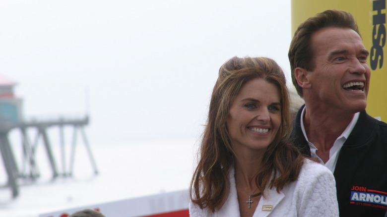 Maria Shriver and Arnold Schwarzenegger smiling