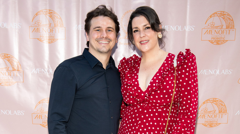 Jason Ritter and Melanie Lynskey