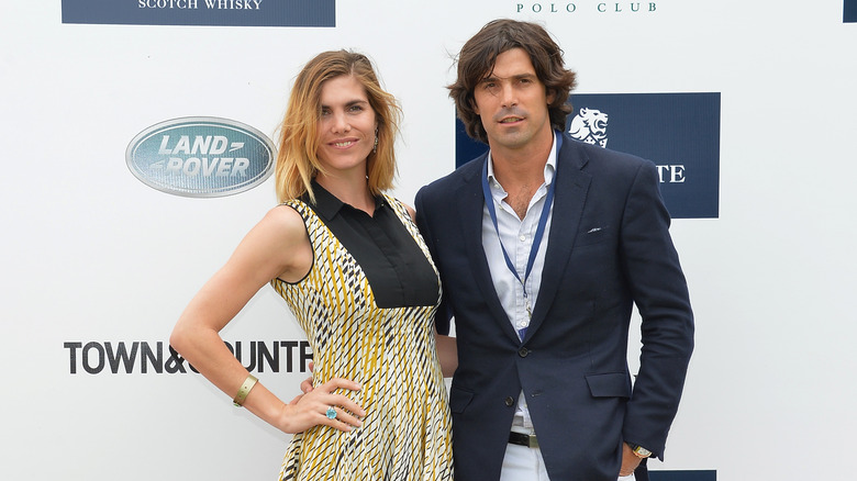 Deflina Blaquier and Nacho Figueras posing on red carpet