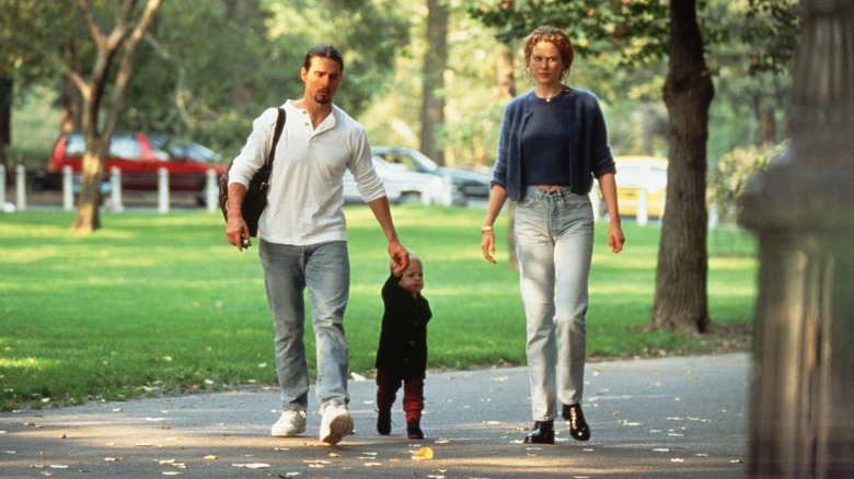 Tom Cruise and Nicole Kidman with kid