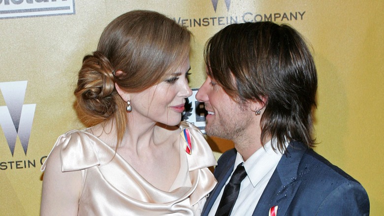 Nicole Kidman, Keith Urban gazing