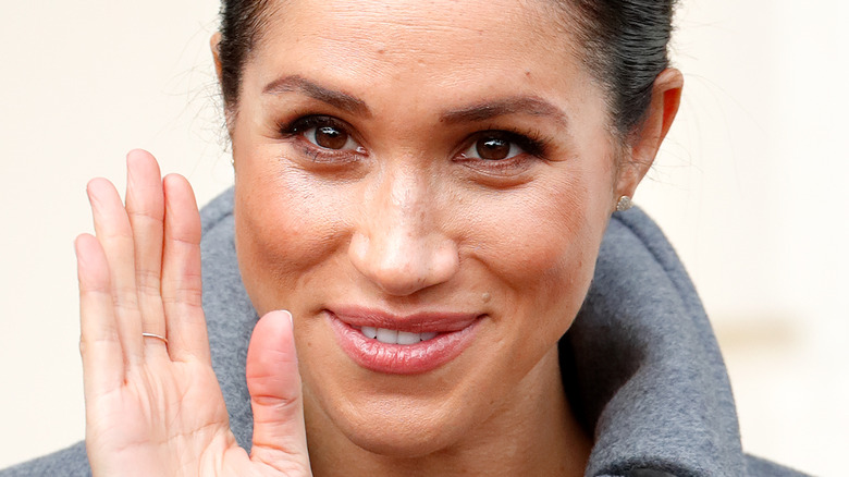 Meghan Markle waving