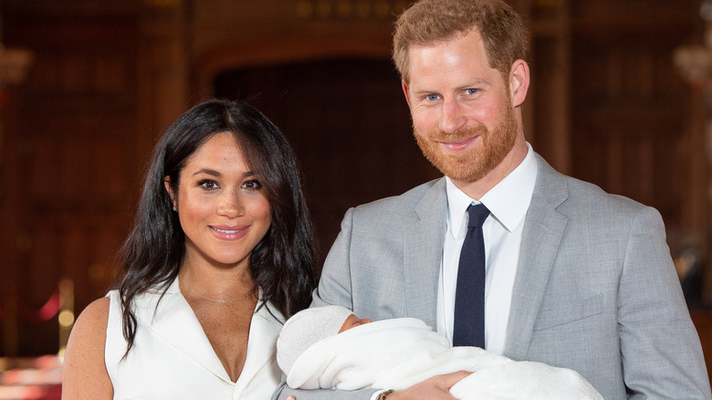 Harry and Meghan with newborn Archie 