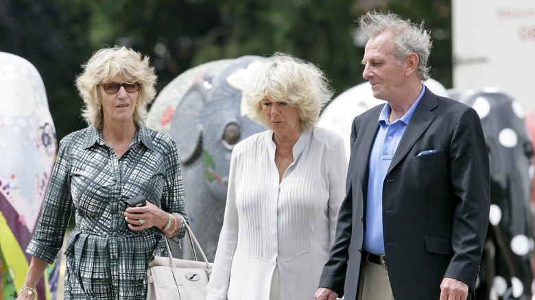 Camilla and her siblings walking in 2010 