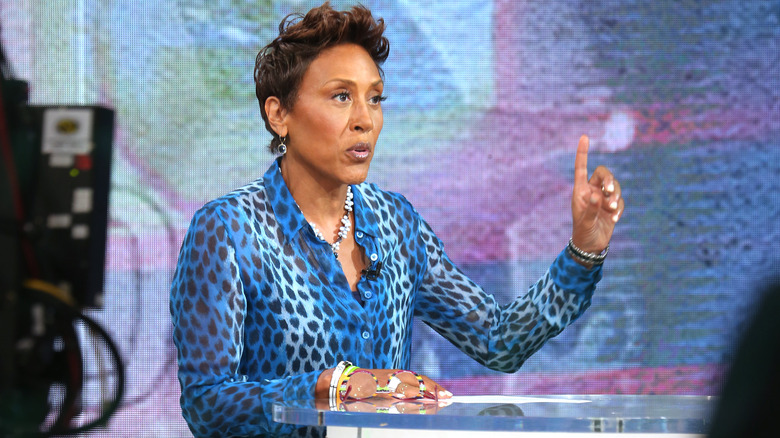 Robin Roberts on set