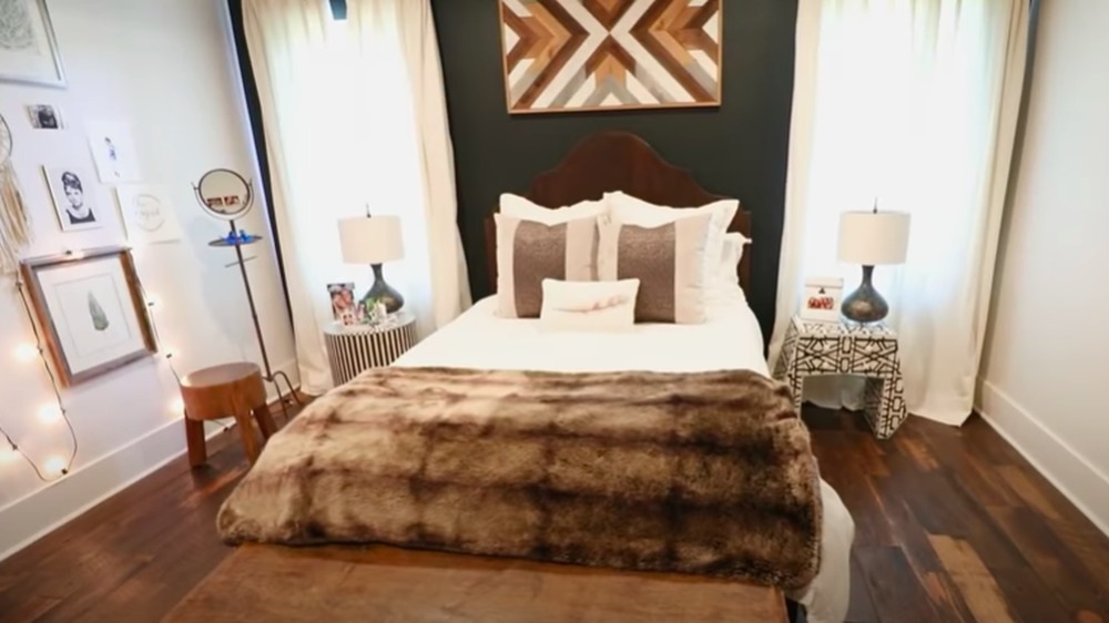 Sadie Robertson's bedroom in her gorgeous home