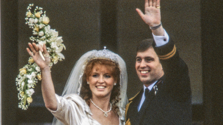 Duke and duchess of York wave