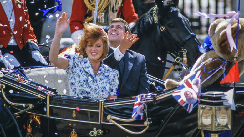 Prince Andrew and Sarah Ferguson in carriage