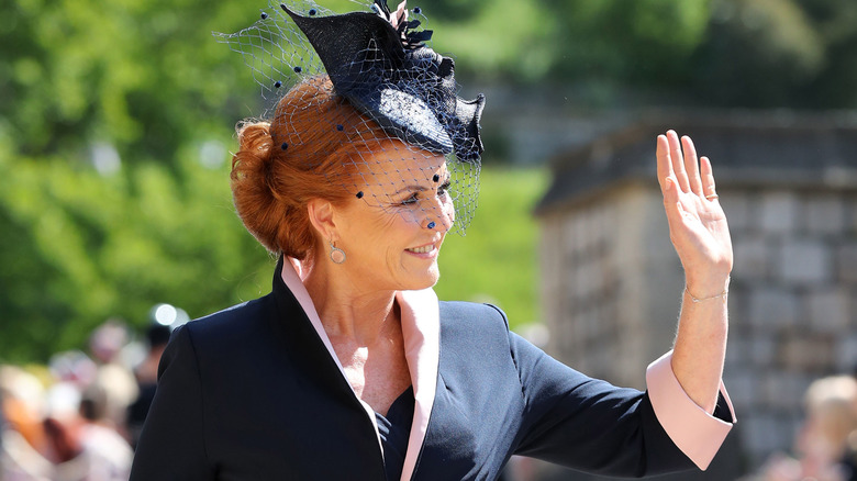 Sarah Ferguson waving