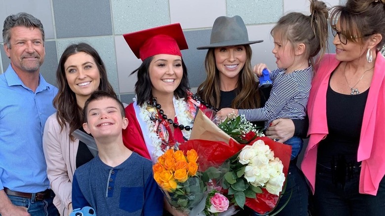 Sarah Palin smiling with her whole family