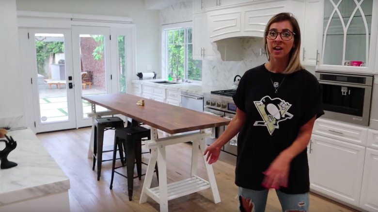 YouTube star Gabbie Hanna's house