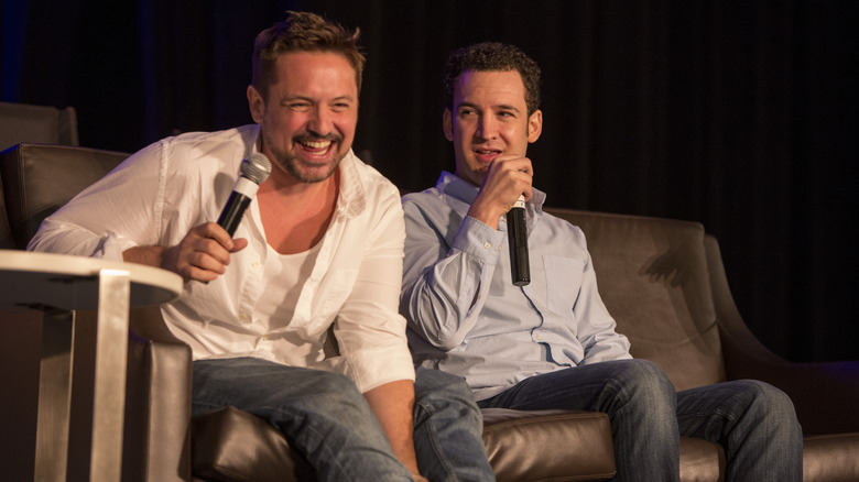 Will Friedle and Ben Savage on stage at the Wizard World Chicago Comic-Con