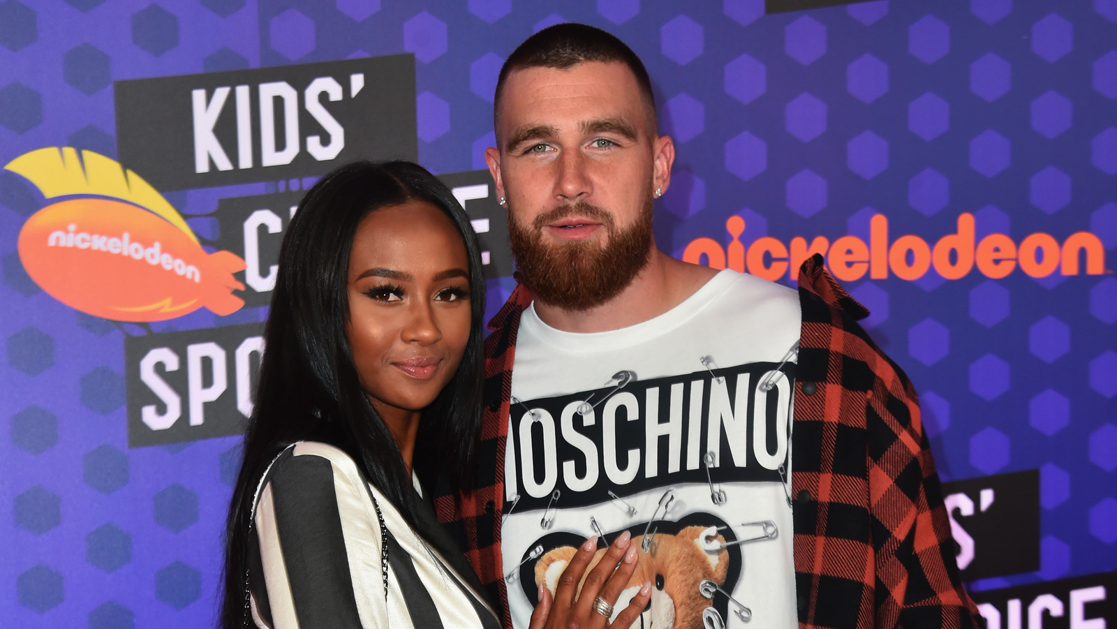 Travis Kelce's girlfriend Kayla Nicole makes fashion statement on the  sidelines