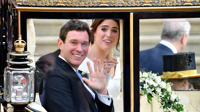 Princess Eugenie, Jack Brooksbank waving