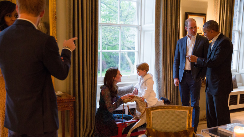 Kate Middleton, Prince George by window