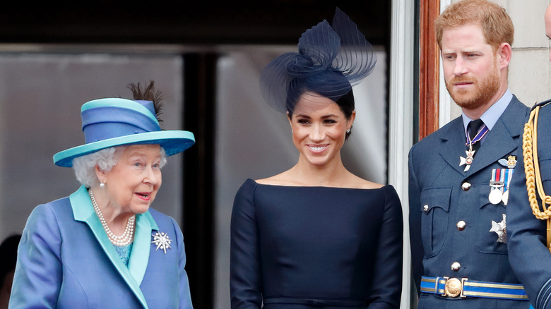 Queen Elizabeth, harry, meghan balcony