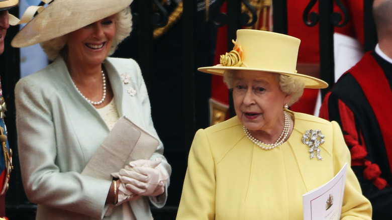 Insiders Reveal How Queen Elizabeth Really Felt On William And ...