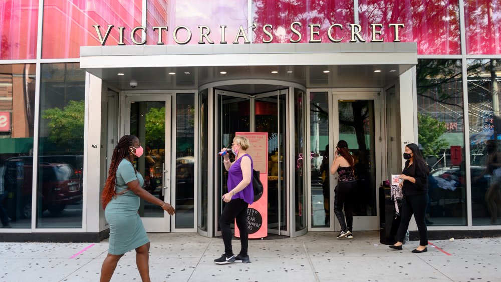 The entrance to a Victoria's Secret store