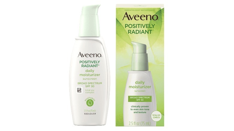 Aveeno Positively Radiant moisturiser 