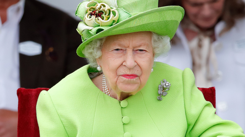 Is Queen Elizabeth Really Using A Wheelchair?