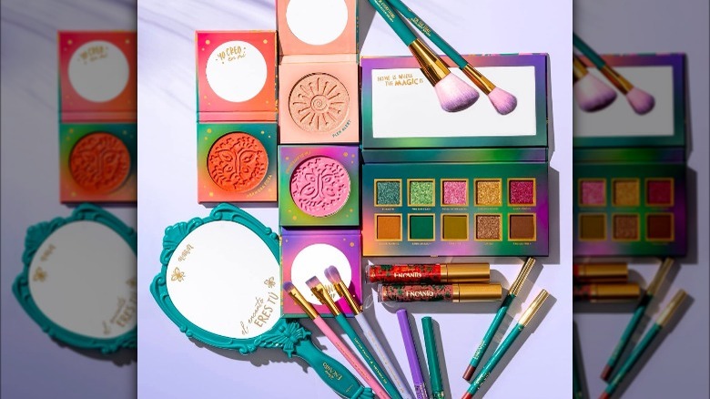 Alamar Cosmetics makeup collection 