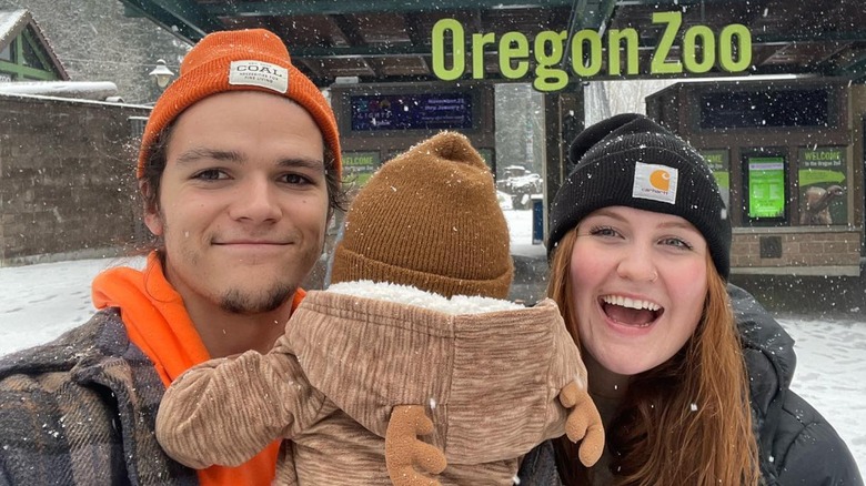 Jacob & Isabel Roloff snowy selfie