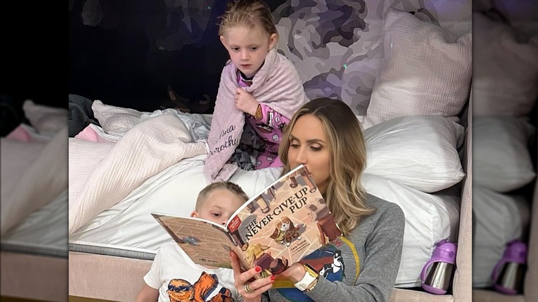 Lara Trump reading her book to her children