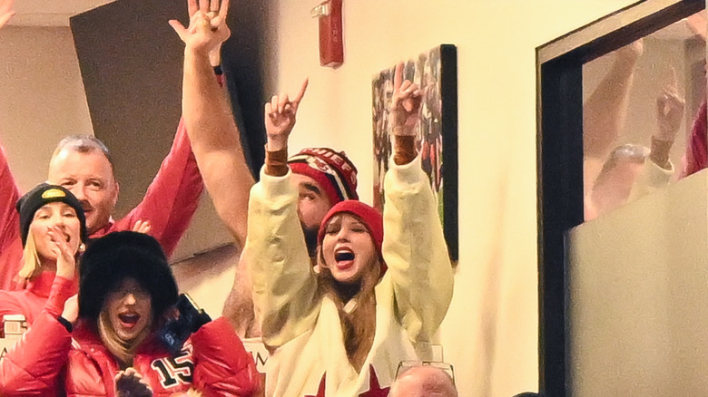 Taylor Swift cheering at the Kansas City Chiefs Buffalo Bills game
