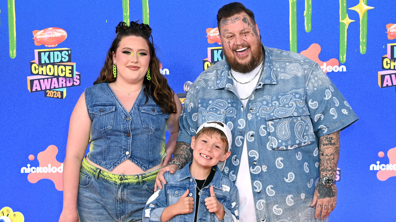 Bailee Ann, Noah Buddy, and Jelly Roll posing in coordinating denim outfits